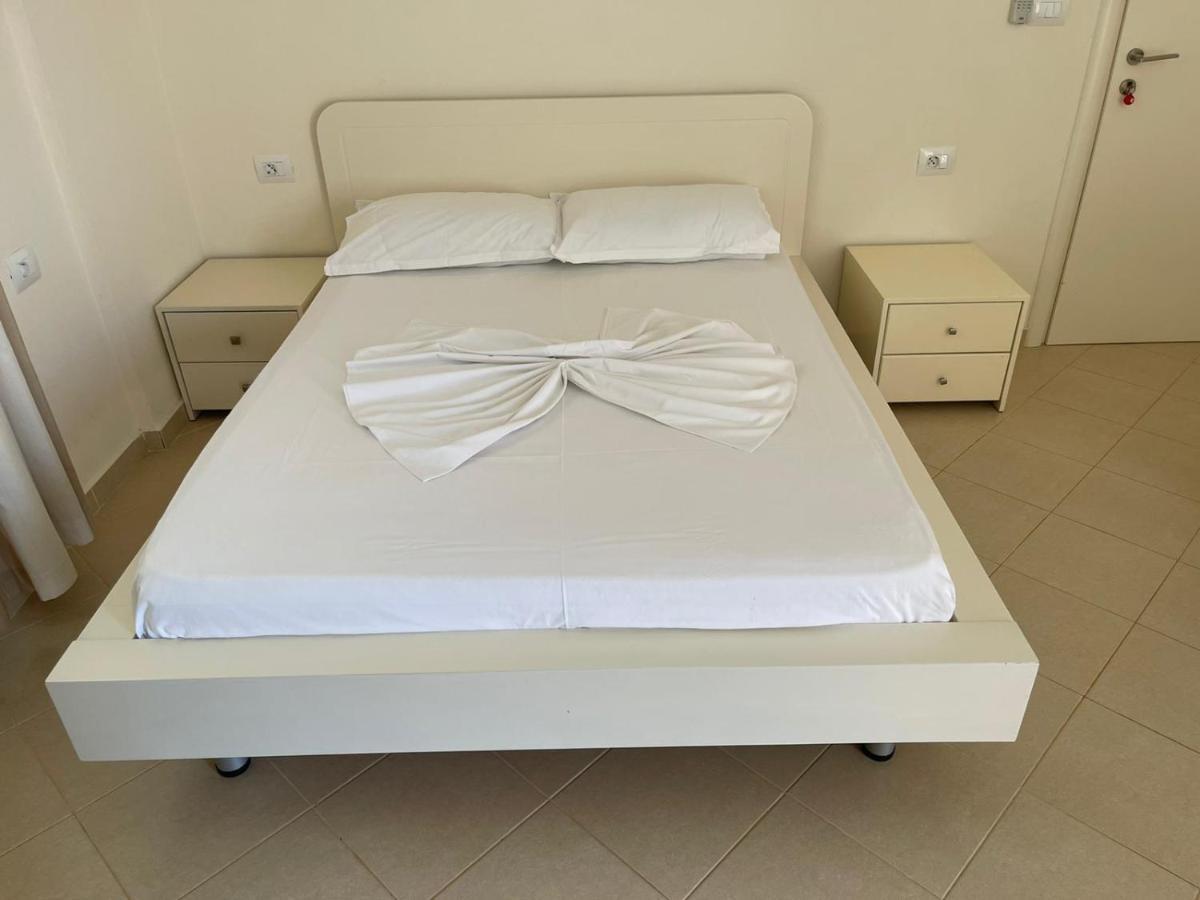 Sunset Apartments Berdenesh ซารานเดอ ภายนอก รูปภาพ