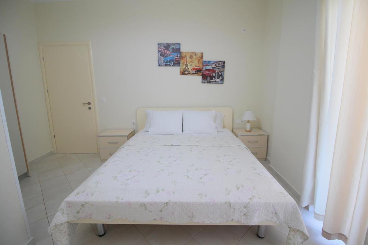 Sunset Apartments Berdenesh ซารานเดอ ภายนอก รูปภาพ