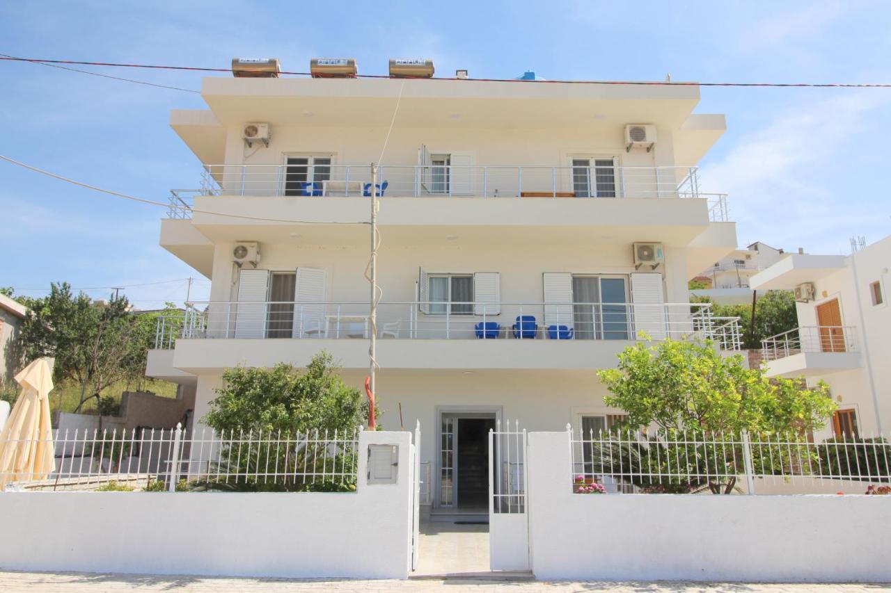 Sunset Apartments Berdenesh ซารานเดอ ภายนอก รูปภาพ