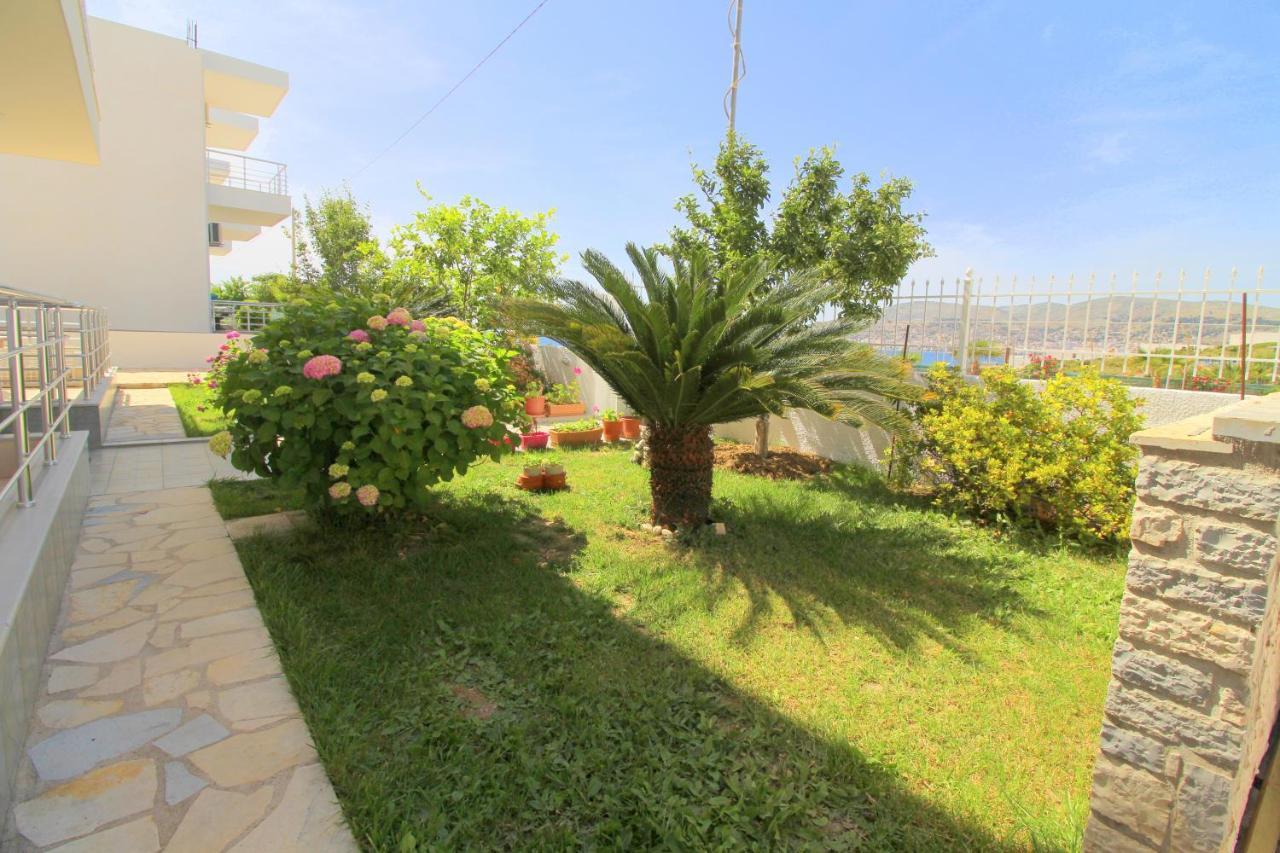 Sunset Apartments Berdenesh ซารานเดอ ภายนอก รูปภาพ